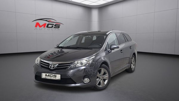 Toyota Avensis Kombi 2.0 Multidrive S Edition 50 Nybesiktigad - 2014