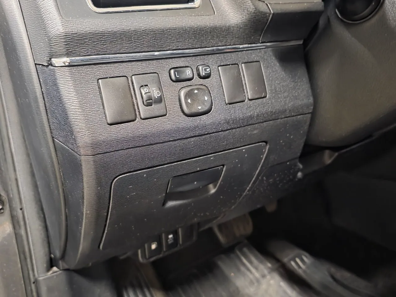 Vehicle image 23