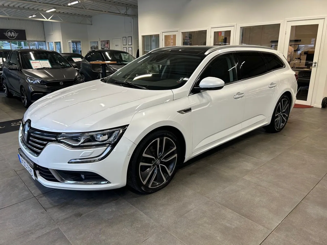 Vehicle image 2