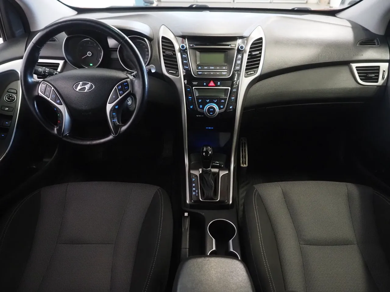 Vehicle image 11