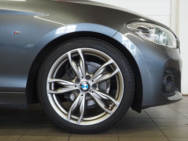 BMW 116 bild 8
