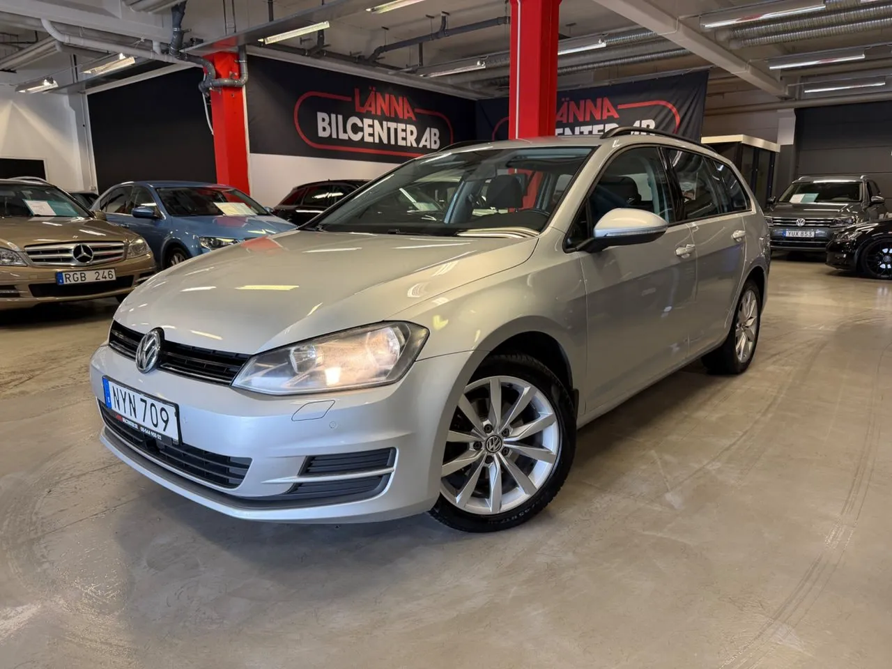 Vehicle image 1