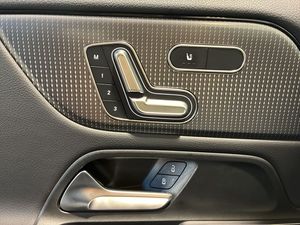 Mercedes GLA250 bild 18