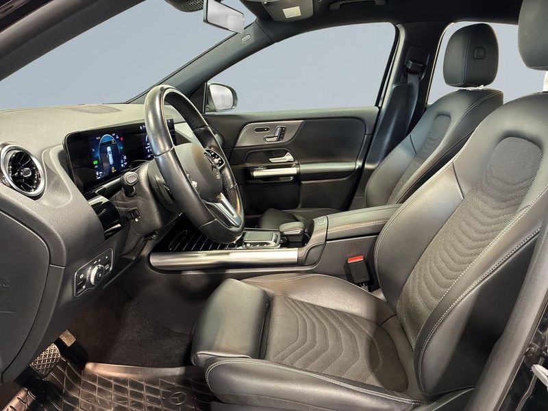 Mercedes GLA250 bild 7