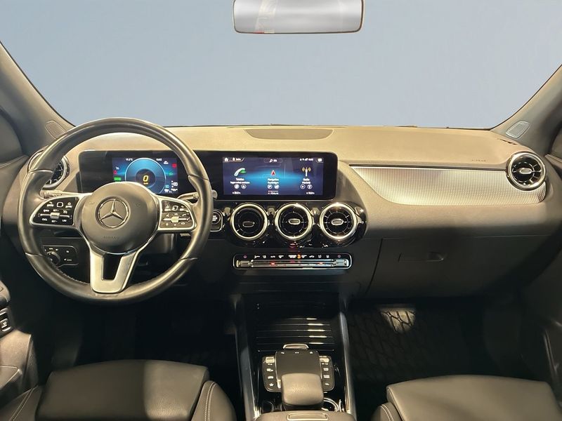 Mercedes GLA250 bild 8