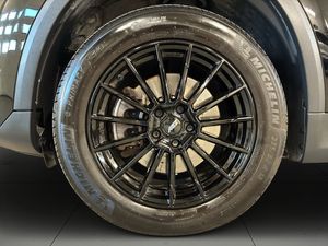 Mercedes GLA250 bild 14