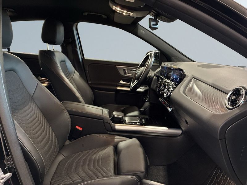 Mercedes GLA250 bild 10