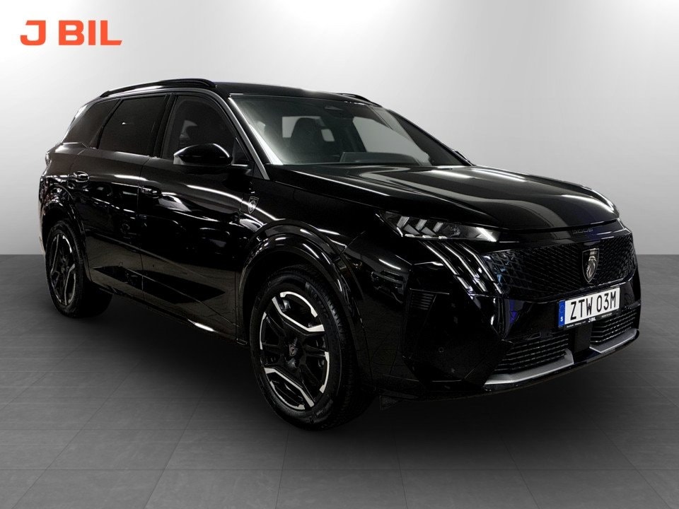 Peugeot e-5008