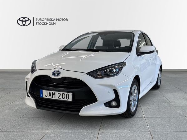 Toyota Yaris Hybrid 1,5 HSD ACTIVE KOMFORT / P-SENS / VINTERHJUL - 2023