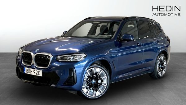BMW iX3 M Sport Rattvärme H/K Dragkrok - 2023