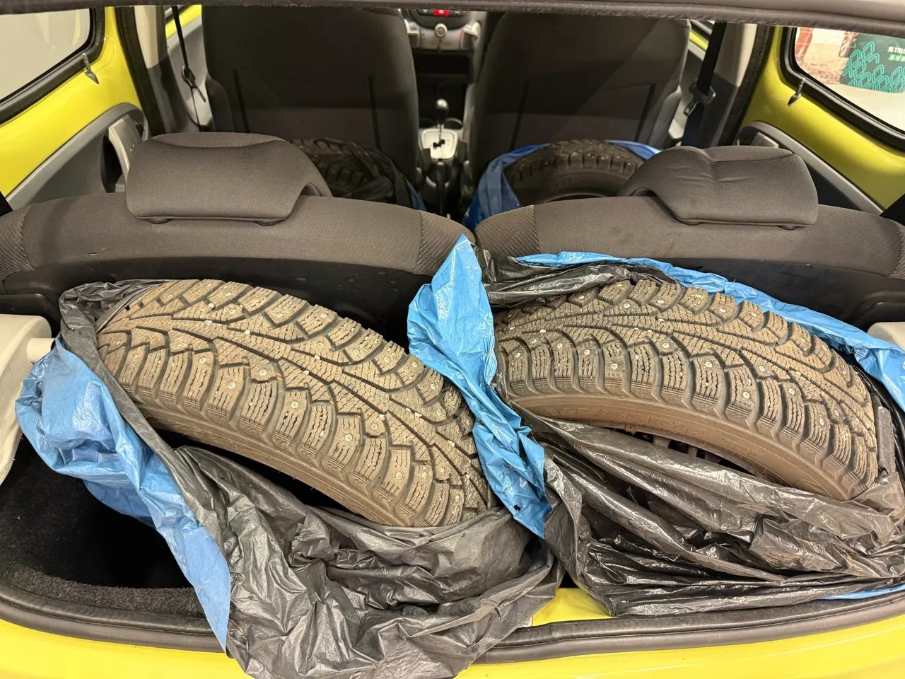 Vehicle image 18