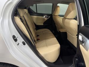 Lexus CT bild 13