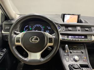Lexus CT bild 16