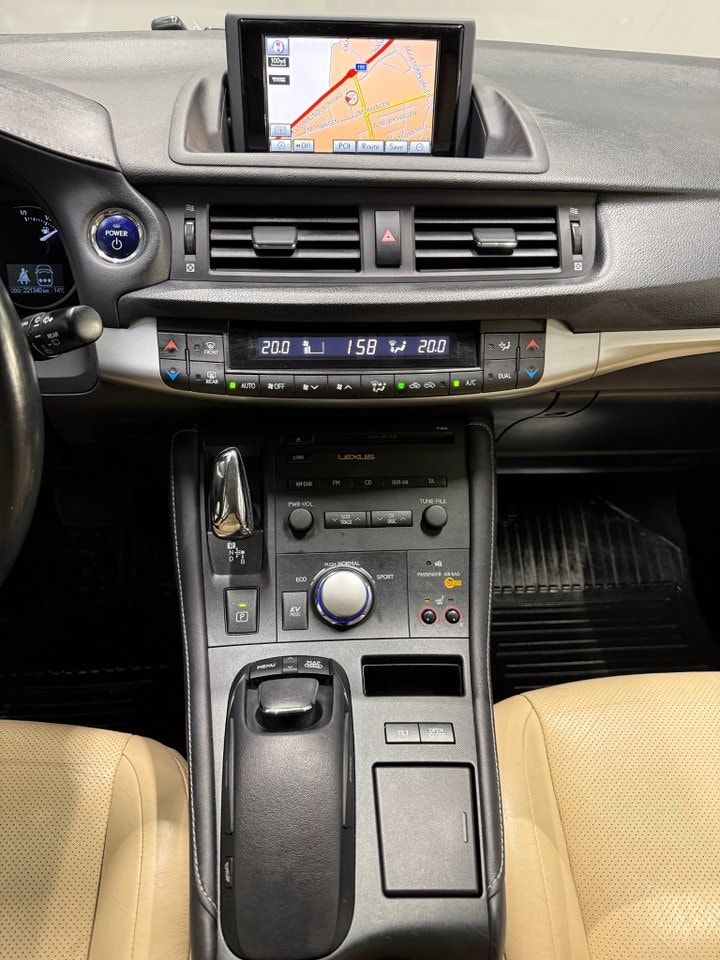 Lexus CT bild 17