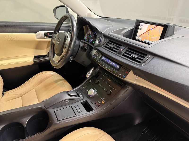 Lexus CT bild 15