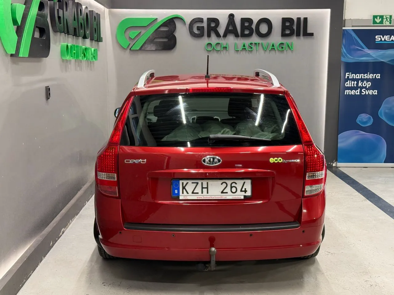 Vehicle image 7