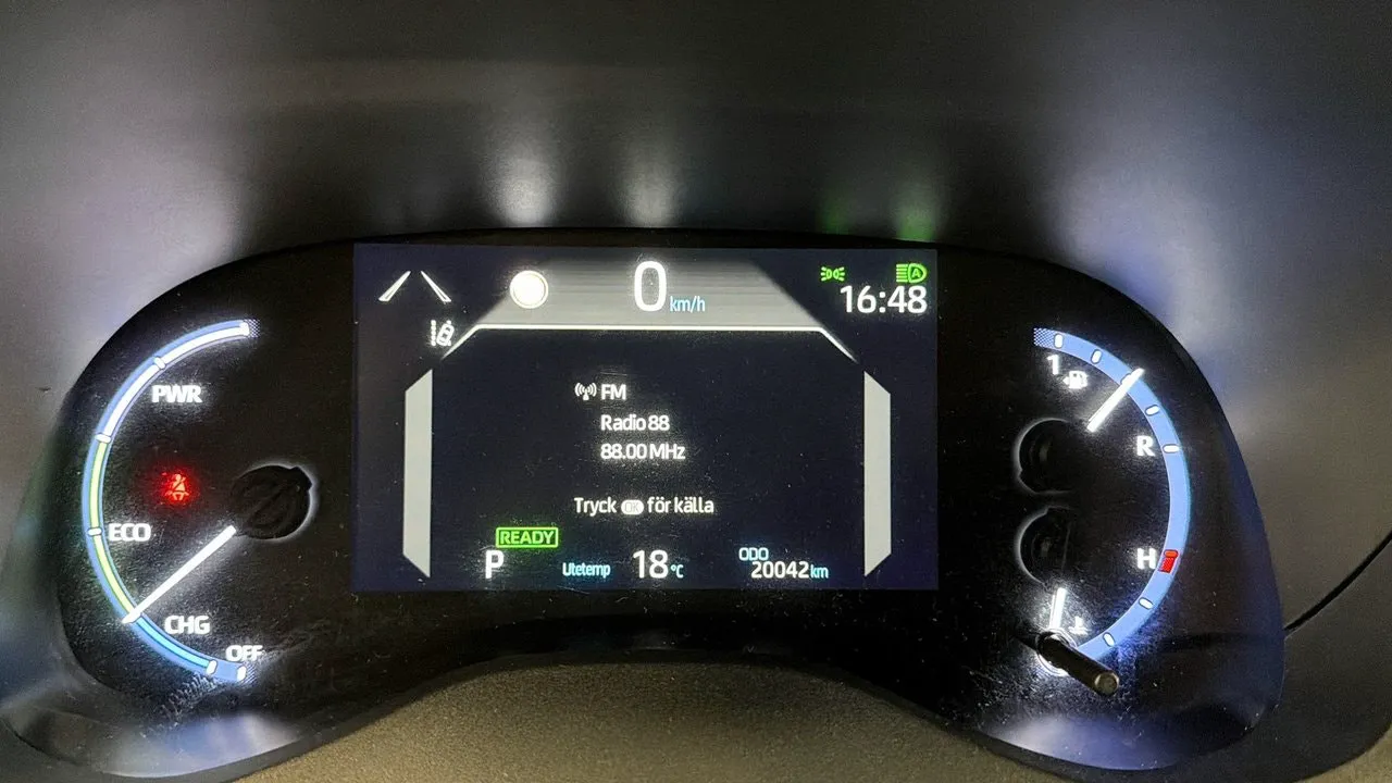 Vehicle image 16
