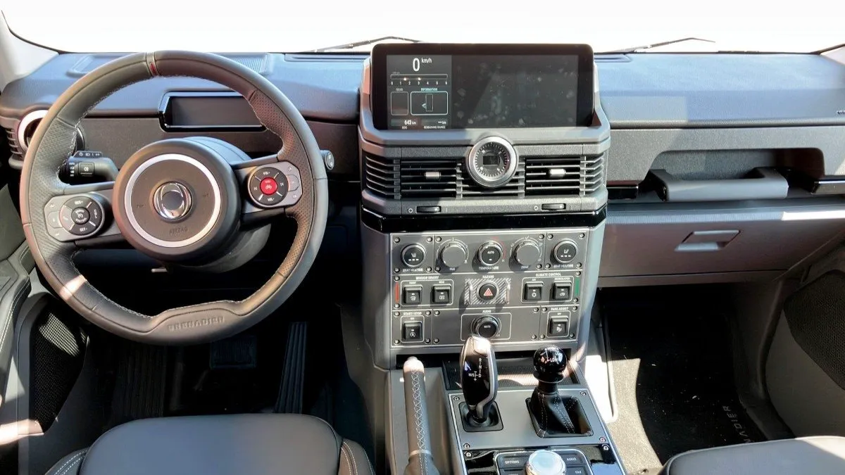 Vehicle image 3