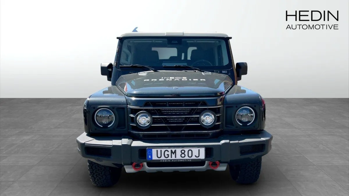 Vehicle image 7