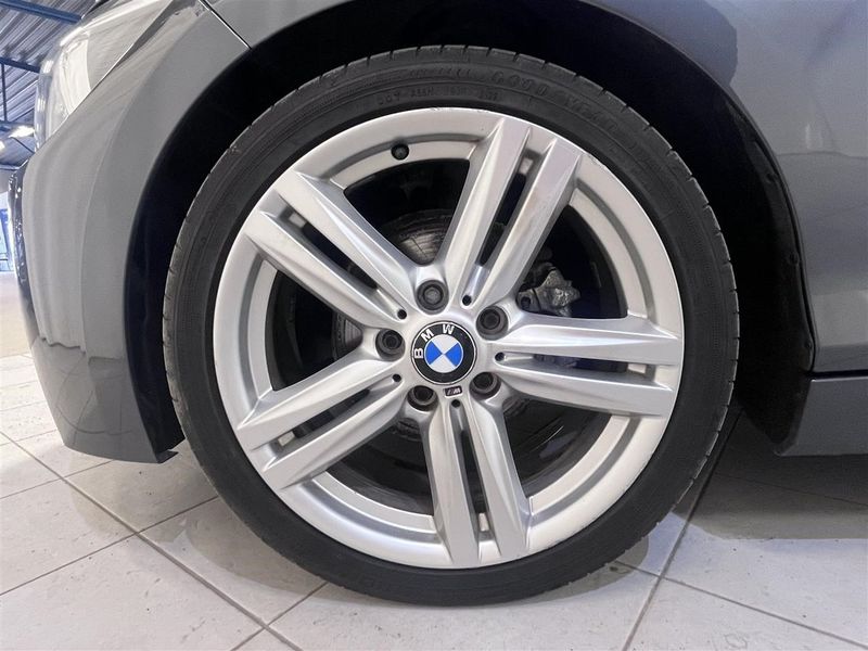 BMW 118 bild 9