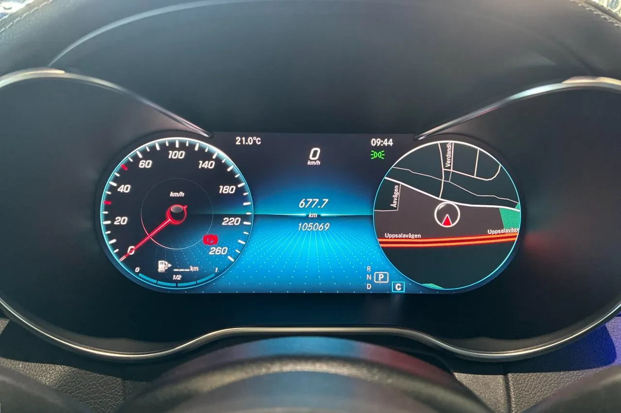 Vehicle image 20