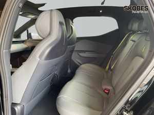 Lynk & Co 02 bild 9