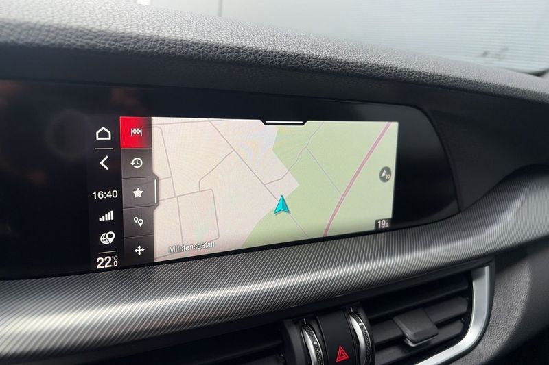 Alfa Romeo Stelvio bild 18