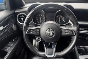 Alfa Romeo Stelvio bild 10