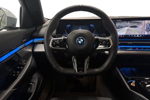 BMW 530 bild 9