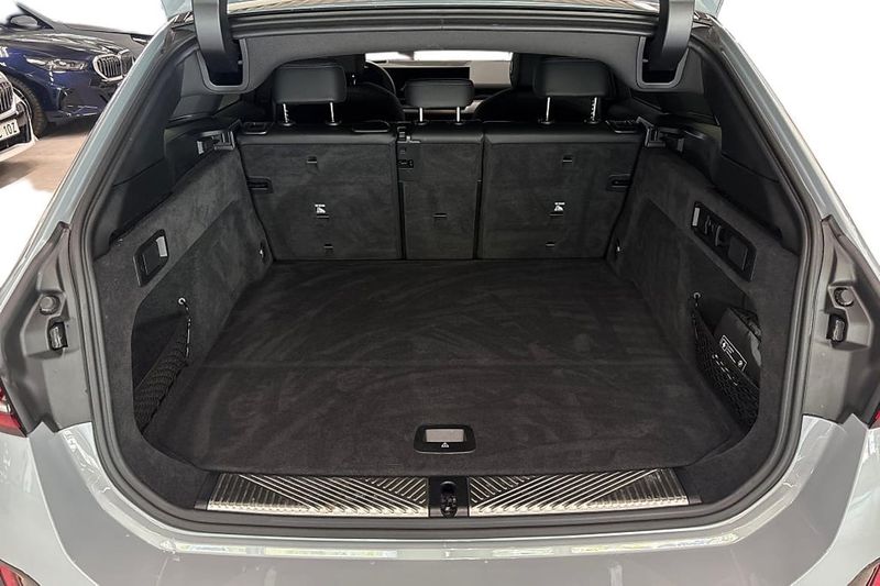 BMW 530 bild 10