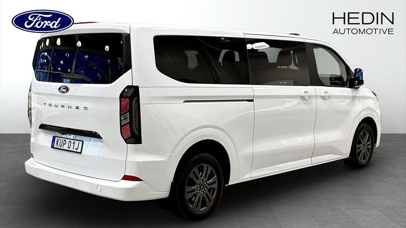 Ford Tourneo Custom bild 2