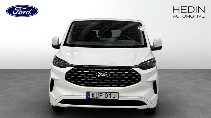 Ford Tourneo Custom bild 8