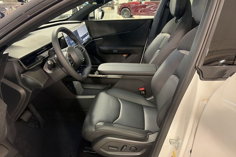 Mazda CX-6e bild 8