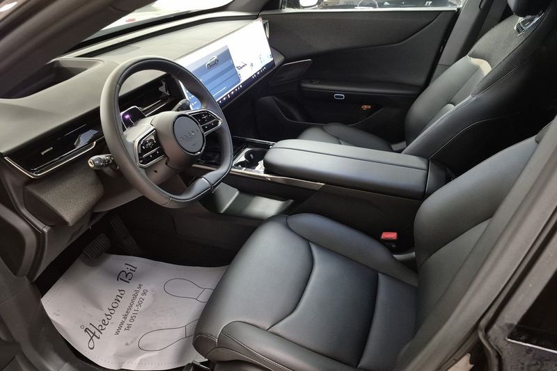 Mazda CX-6e bild 6