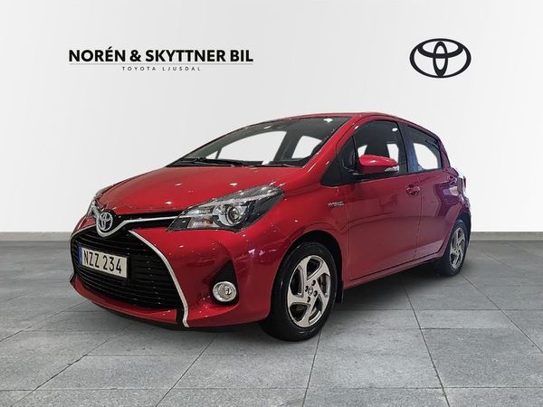 Toyota Yaris 1,5 HSD 5-D HYBRID Active /Vhjul - 2016