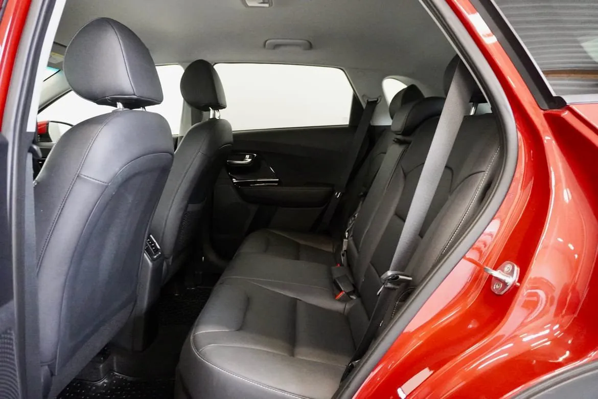 Vehicle image 20