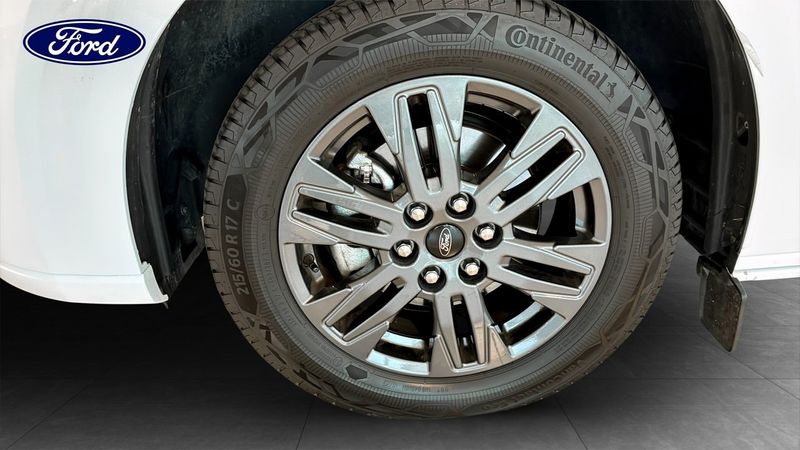 Ford Tourneo Custom bild 9