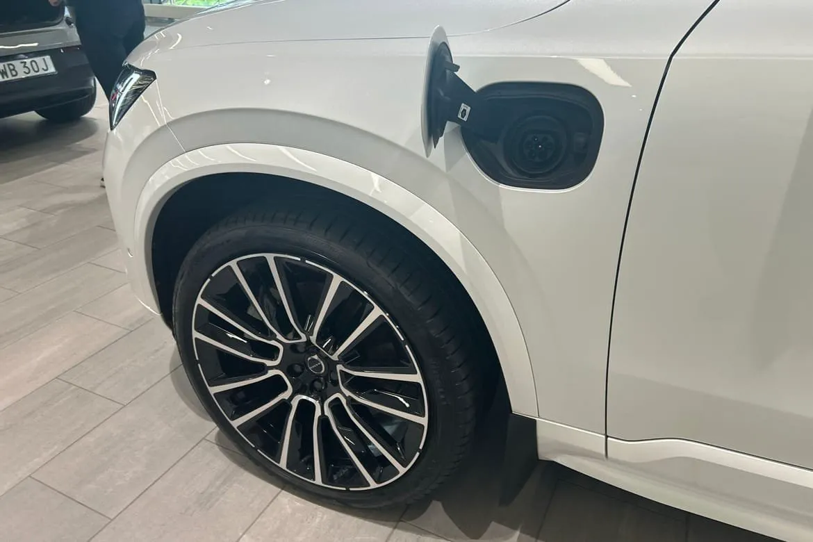 Vehicle image 22
