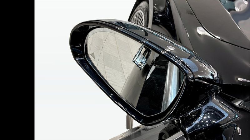 Mercedes E300 bild 11