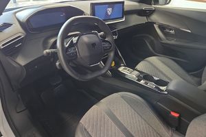 Peugeot 2008 bild 4