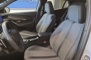 Peugeot 2008 bild 5