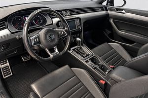 Volkswagen Passat bild 11