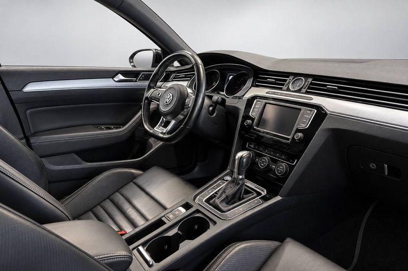 Volkswagen Passat bild 15