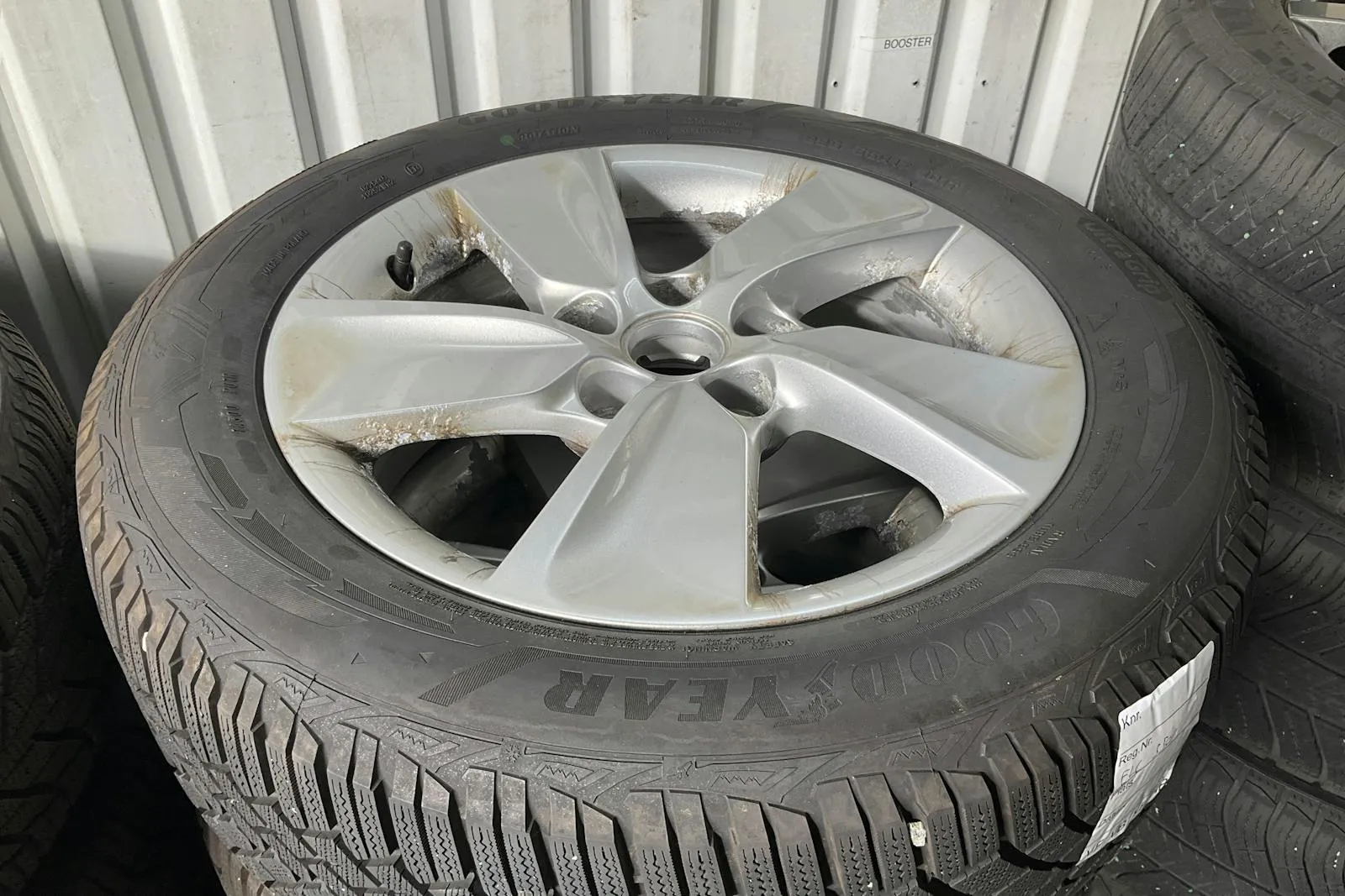 Vehicle image 11