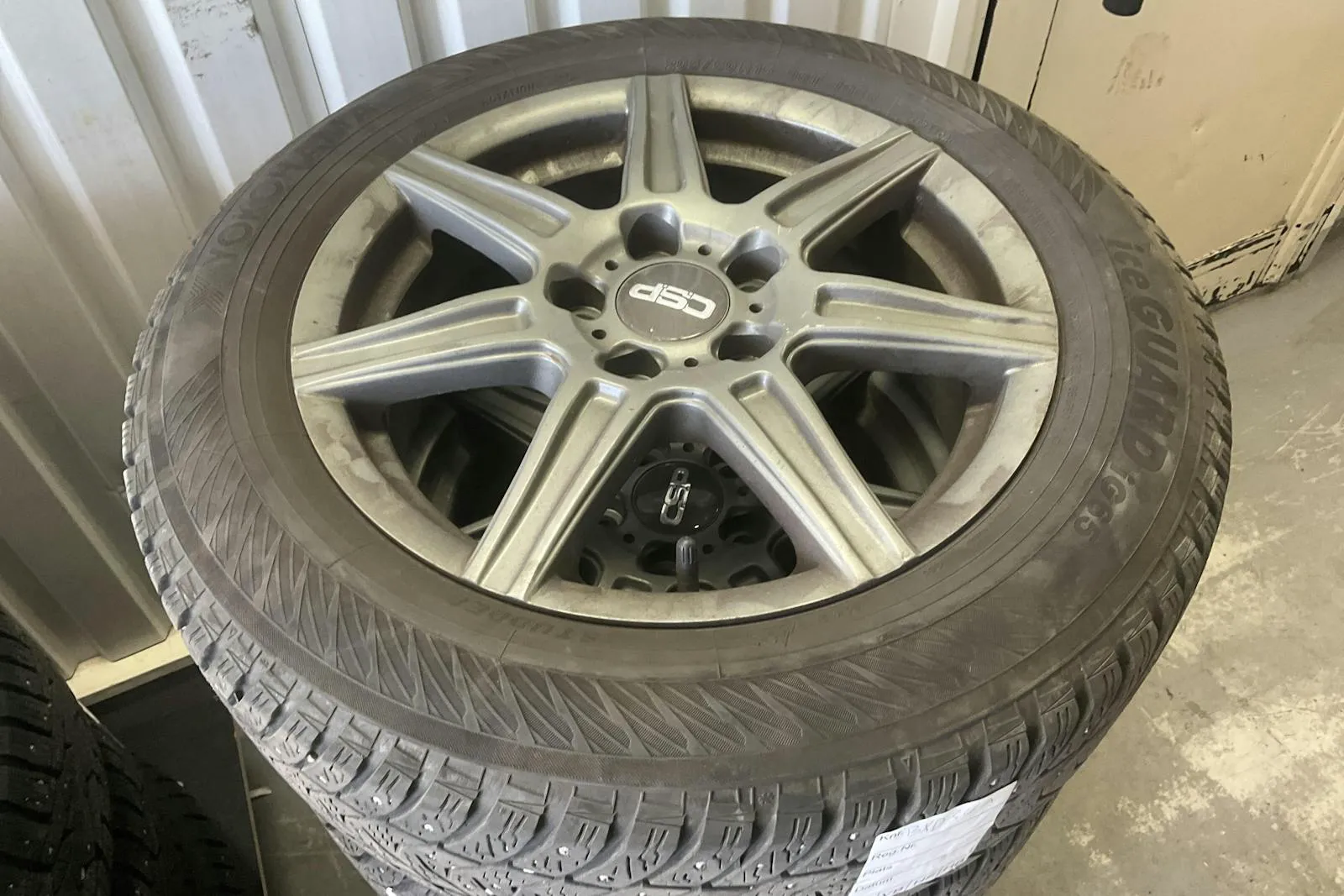 Vehicle image 11