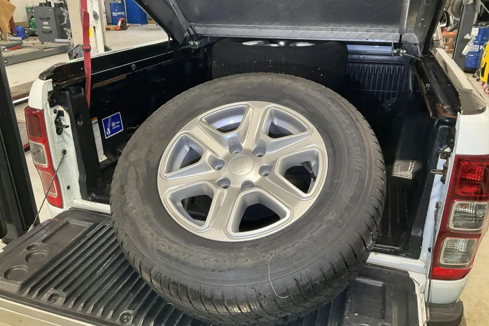 Vehicle image 13
