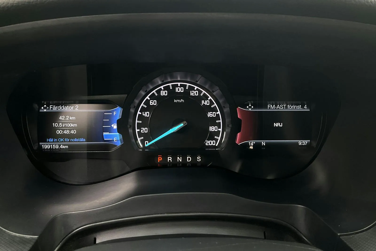 Vehicle image 9