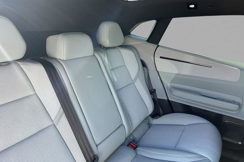Polestar 4 bild 15
