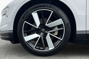 Polestar 4 bild 6