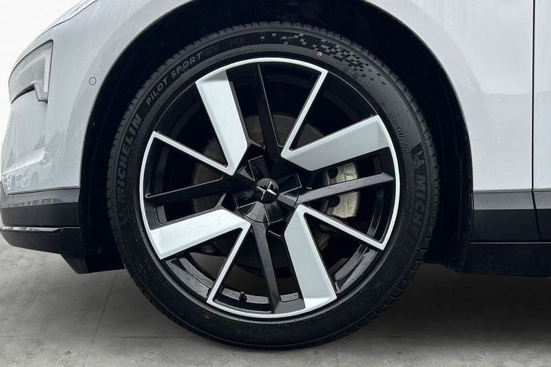 Polestar 4 bild 6